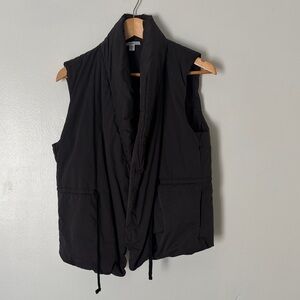 James Perse charcoal/black puffer vest